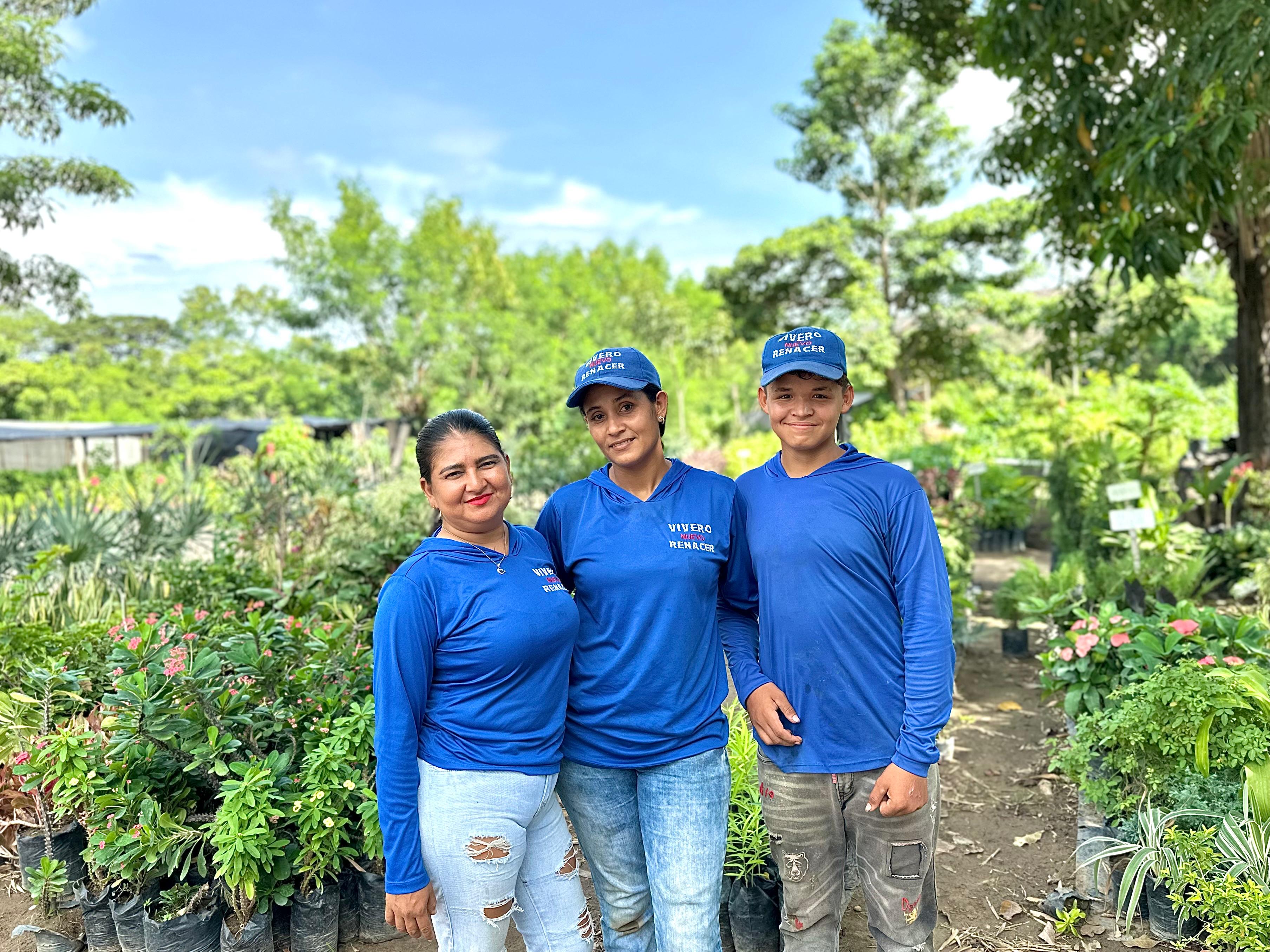 Equipo del Vivero Nuevo Renacer